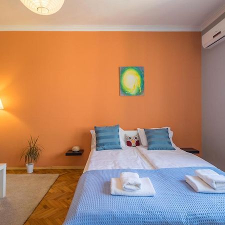 Artistic & Spacious 2Bd Central Apt By Flat Mаnager Sófia Exterior foto